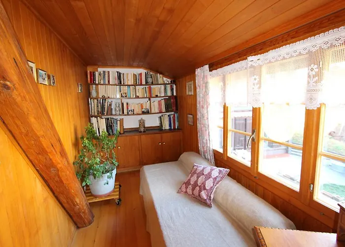 Fauvettes Apartament *