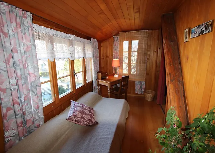 Fauvettes Шато-д'Э